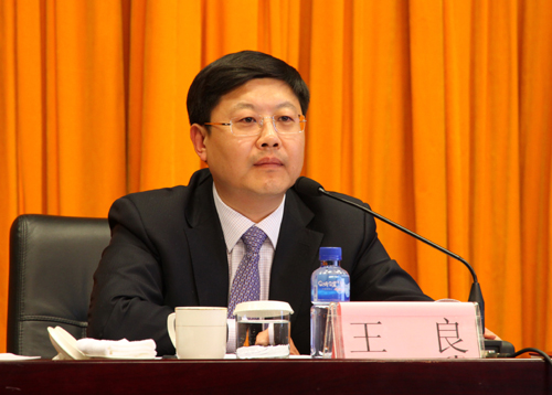 煙臺打造藍(lán)色經(jīng)濟(jì)領(lǐng)軍城市——訪全國人大代表、煙臺市市長王良