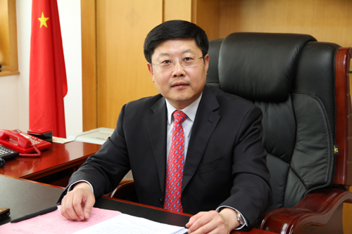 煙臺(tái)打造藍(lán)色經(jīng)濟(jì)領(lǐng)軍城市——訪全國人大代表、煙臺(tái)市市長王良