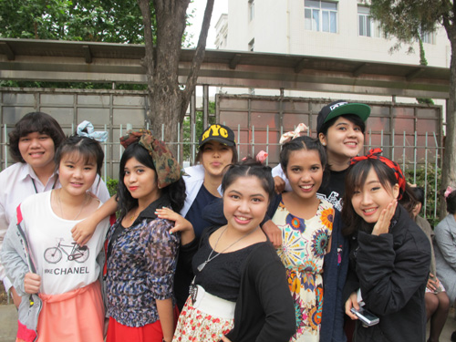 泰國“宋干節(jié)”祈?；顒?#8220;喜”昆明