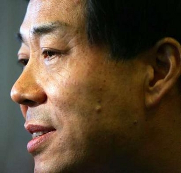 China's commerce minister Bo Xilai speaks after a conference at the sixth World Trade Organization (WTO) Ministerial Conferences held in Hong Kong's Convention and Exhibition Centre December 14, 2005.