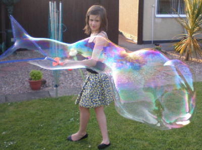 組圖：全球最雷人雞蛋、英雄母雞和泡泡海豚