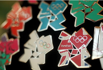 倫敦奧運會特許商品首次出售 品種豐富實用性強