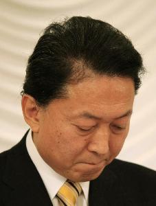 鳩山迎來執(zhí)政后第一個(gè)生日 感嘆執(zhí)政艱難