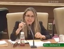 與女實習(xí)生有染遭勒索 美國“君子”參議員被迫辭職