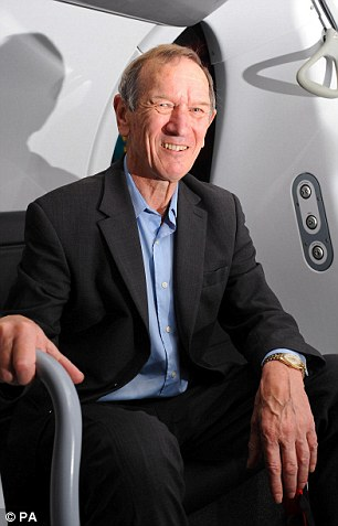 英科學(xué)家發(fā)明“未來出租車” 全電驅(qū)動無人駕駛