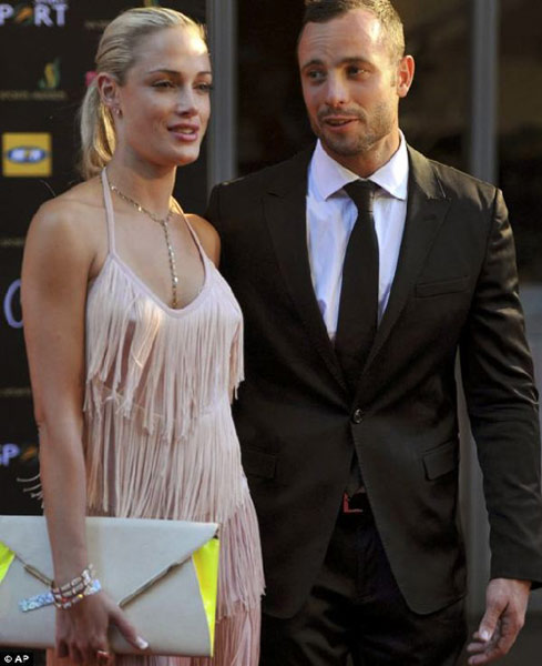 南非開審刀鋒戰(zhàn)士殺害女友案 最長(zhǎng)可判無期