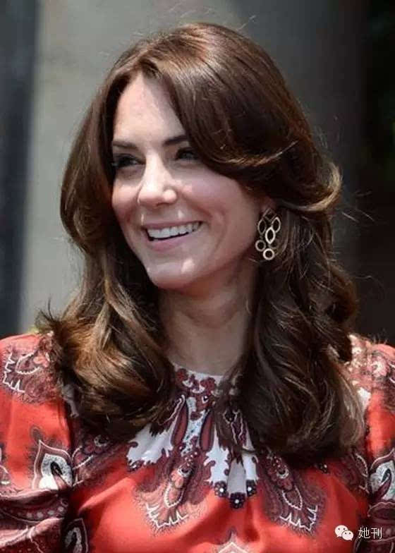 她貴比英女王，卻穿幾百塊的衣服美翻東南亞！