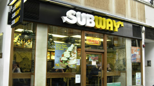 “賽百味”三明治進軍英國校園