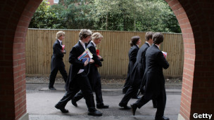 越來(lái)越多英國(guó)私校生青睞海外大學(xué)