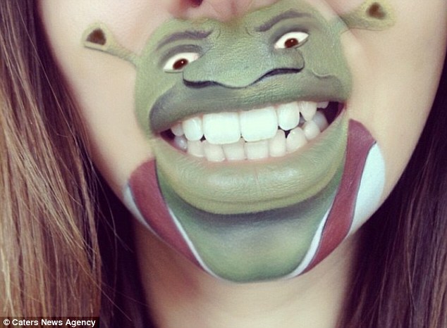 萌！藝術(shù)家嘴唇上創(chuàng)作卡通畫