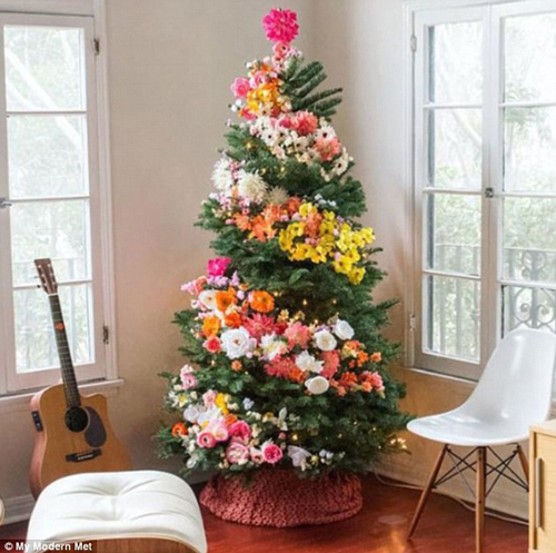 還在擺放傳統(tǒng)的圣誕樹(shù)？快來(lái)試試圣誕“枕”、圣誕“書(shū)”和圣誕“花”！