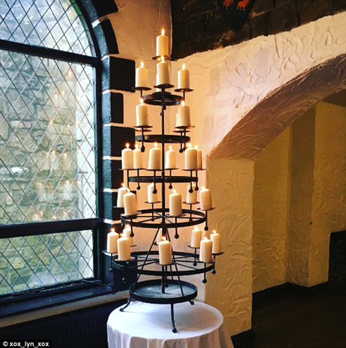 還在擺放傳統(tǒng)的圣誕樹(shù)？快來(lái)試試圣誕“枕”、圣誕“書(shū)”和圣誕“花”！