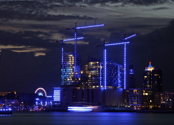 Blue lights illuminate Hamburg for 'Cruise Days'