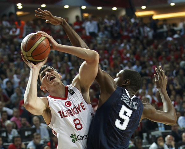 夢(mèng)九大勝土耳其 美國隊(duì)16年后重奪男籃世錦賽冠軍