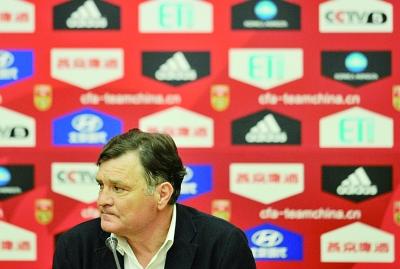 卡馬喬連續(xù)爆料炮制矛盾 疑“逼宮”足協(xié)解約